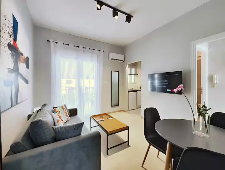 Tirane, jepet me qera apartament 2+1 Kati 5, 100 m² 550 € (rruga dibres)
