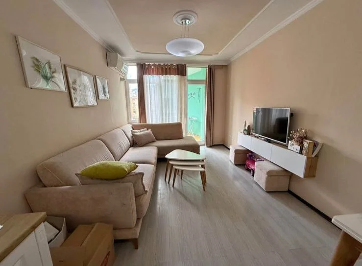 Tirane, jepet me qera apartament 2+1 Kati 5, 100 m² 750 € (tish dahia)