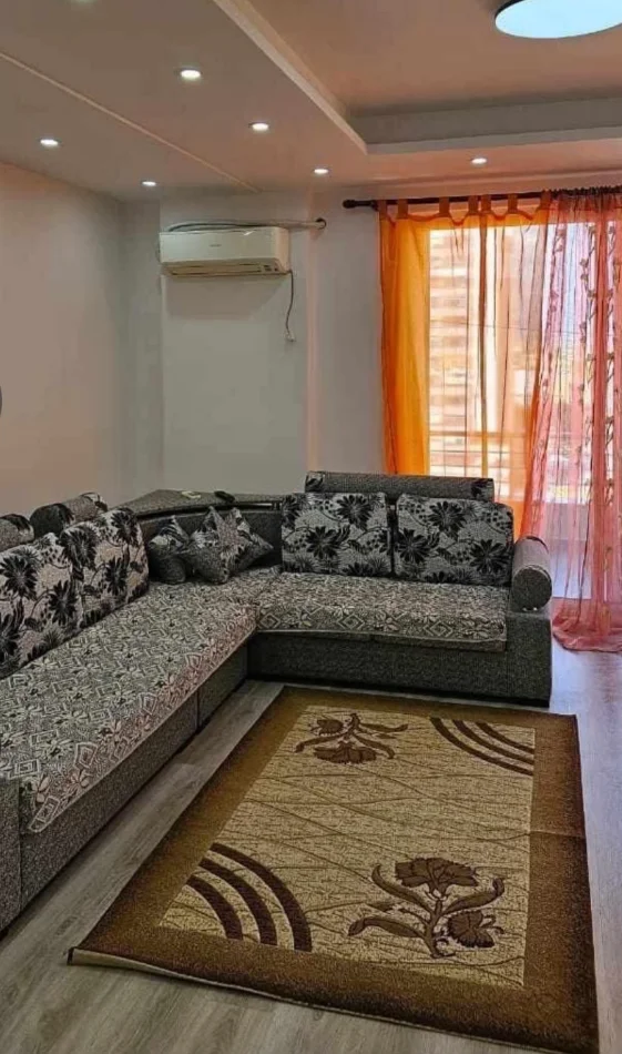 Tirane, jepet me qera apartament 2+1 Kati 5, 110 m² 550 € (RRUGA DRITAN HOXHA)