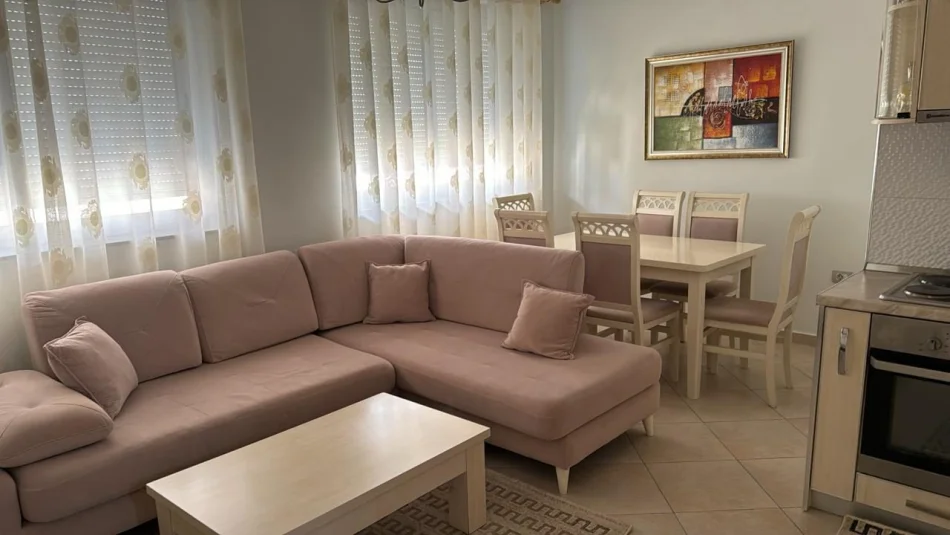Tirane, jepet me qera apartament 2+1 Kati 5, 110 m² 600 € (Don Bosko)