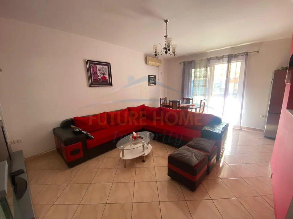 Tirane, jepet me qera apartament 2+1 Kati 5, 79 m² 450 €