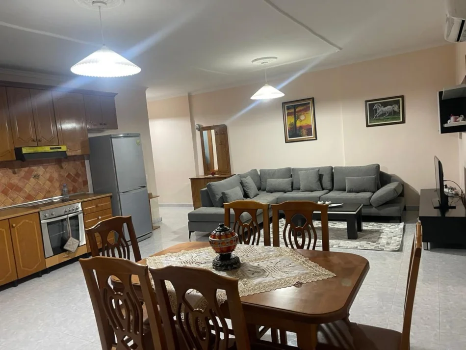 Tirane, jepet me qera apartament 2+1 Kati 5, 80 m² 550 € (Rruga Dritan Hoxha)