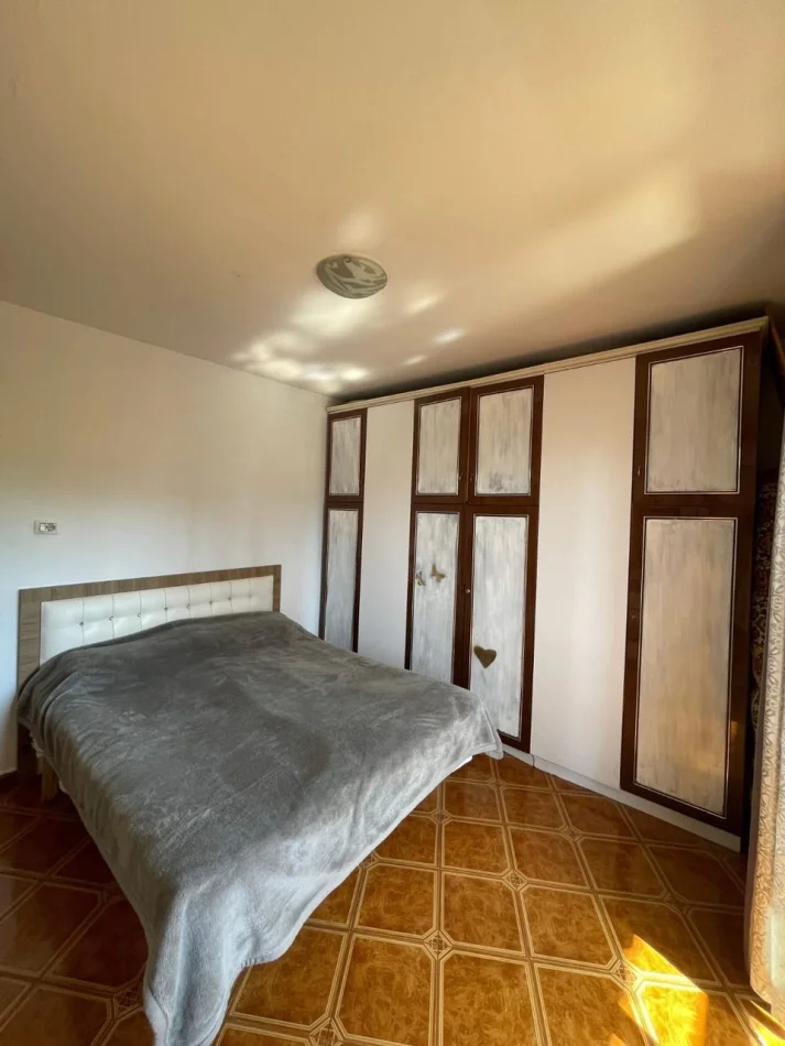 Tirane, jepet me qera apartament 2+1 Kati 5, 80 m² 600 € (Stacioni i Trenit)