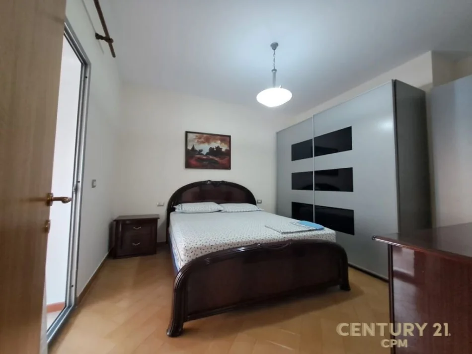 Tirane, jepet me qera apartament 2+1 Kati 5, 81 m² 650 € (Zogu i Zi smart146393)