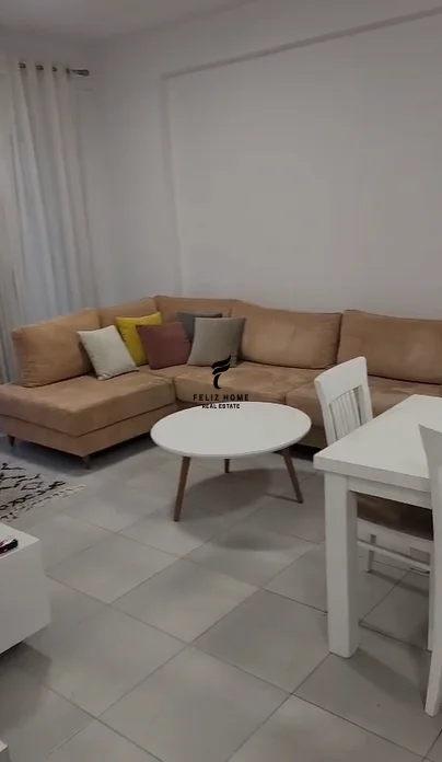 Tirane, jepet me qera apartament 2+1 Kati 5, 87 m² 600 € (YZBERISHT)
