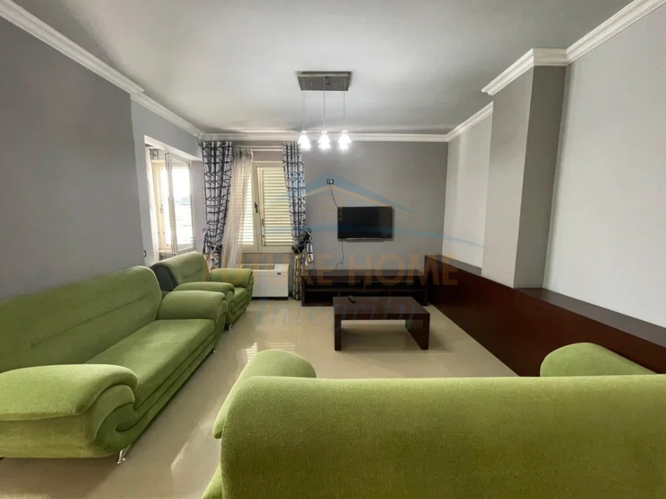 Tirane, jepet me qera apartament 2+1 Kati 5, 92 m² 500 € (Rruga Irfan Tërshana)