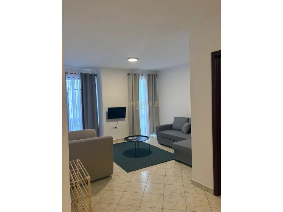 Tirane, jepet me qera apartament 2+1 Kati 5, 93 m² 470 € (Astir)