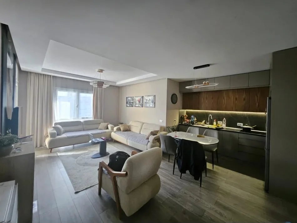 Tirane, jepet me qera apartament 2+1 Kati 5, 95 m² 750 € (RRUGA DRITAN HOXHA)
