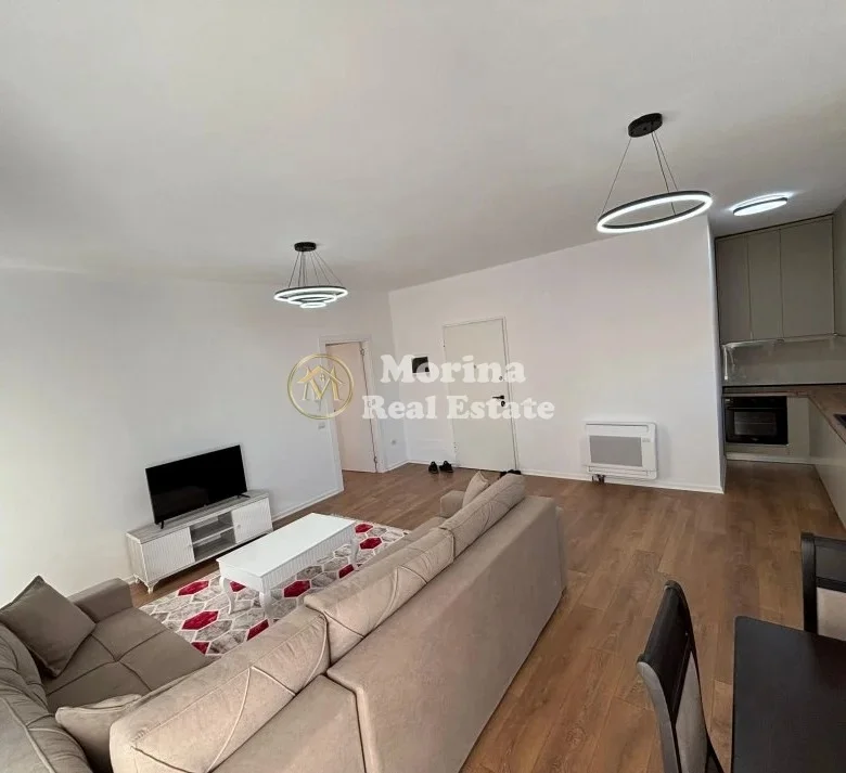 Tirane, jepet me qera apartament 2+1 Kati 6, 100 m² 700 € (Xhamlliku)
