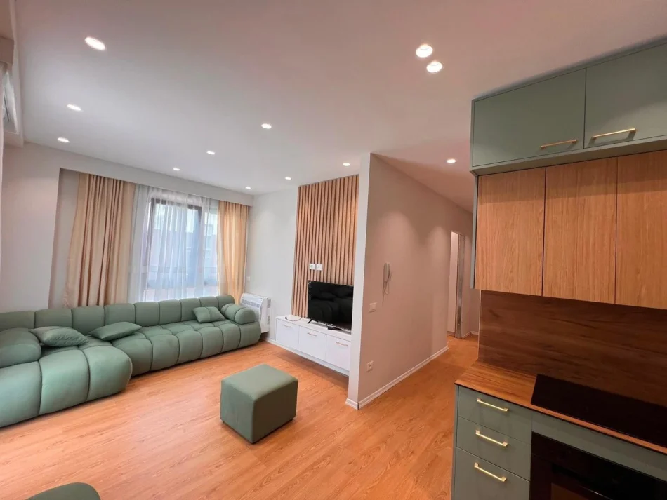 Tirane, jepet me qera apartament 2+1 Kati 6, 100 m² 750 € (Don Bosko)
