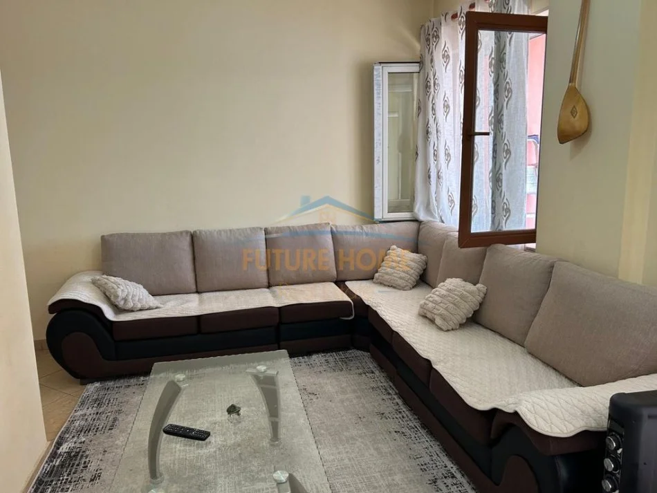 Tirane, jepet me qera apartament 2+1 Kati 6, 103 m² 470 € (Kthesa e kamzes)