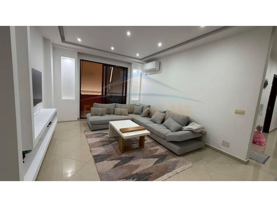 Tirane, jepet me qera apartament 2+1 Kati 6, 105 m² 55.000 € (Unaza e re)