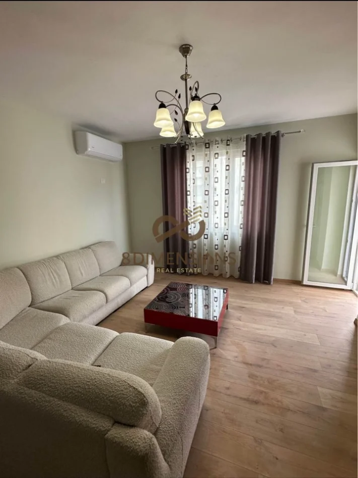 Tirane, jepet me qera apartament 2+1 Kati 6, 105 m² 550 € (astir)