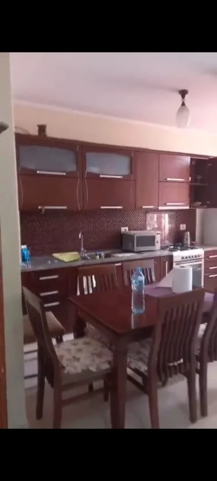 Tirane, jepet me qera apartament 2+1 Kati 6, 110 m² 400 € (Vila L , Astir)