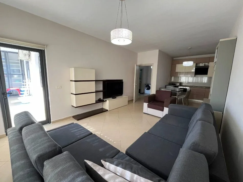 Tirane, jepet me qera apartament 2+1 Kati 6, 112 m² 600 € (Astir)