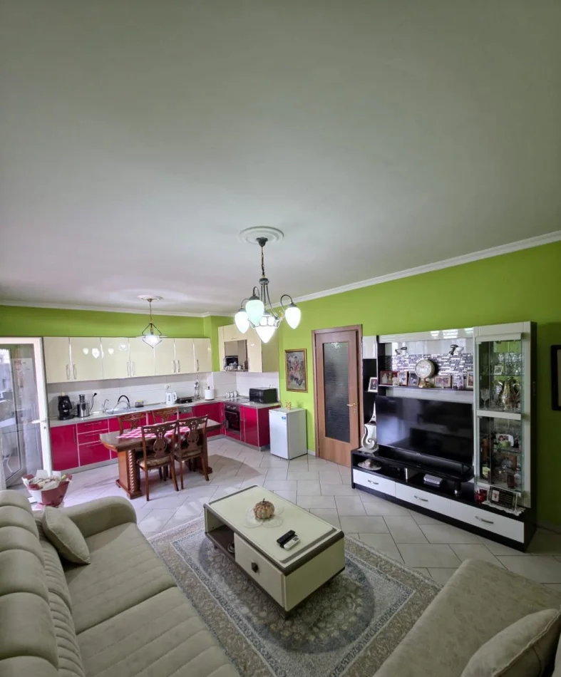 Tirane, jepet me qera apartament 2+1 Kati 6, 139 m² 270000 € (Don Bosko)