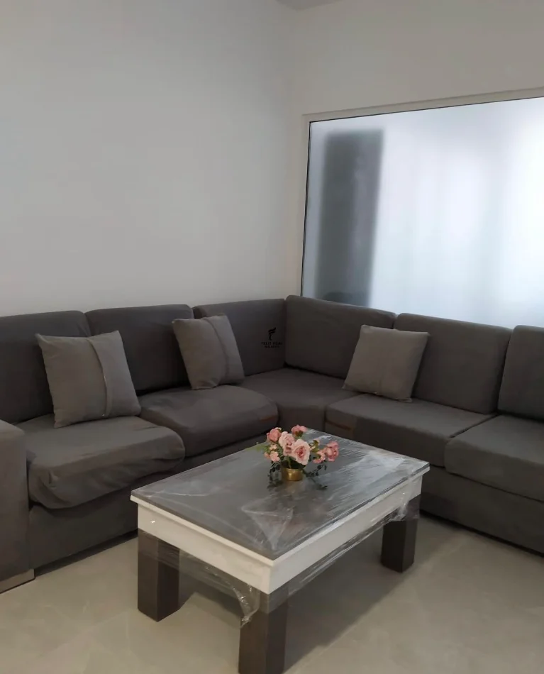 Tirane, jepet me qera apartament 2+1 Kati 6, 180 m² 650 € (RRUGA E KAVAJES)