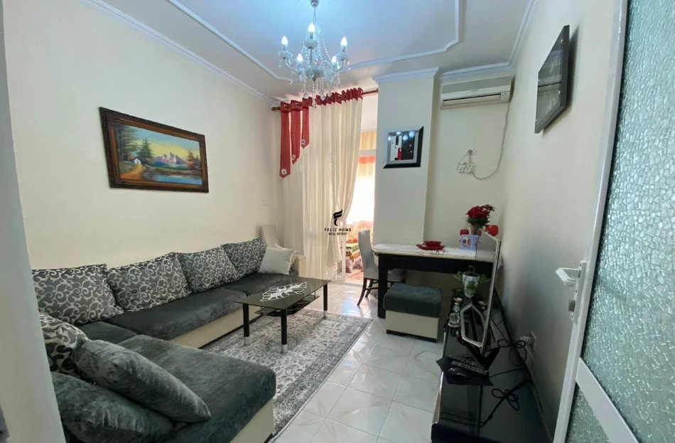 Tirane, jepet me qera apartament 2+1 Kati 6, 60 m² 550 € (URA E NISHARAKUT)