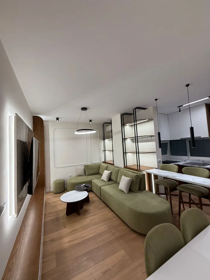 Tirane, jepet me qera apartament 2+1 Kati 6, 70 m² 1.060 € (reshit petrela)