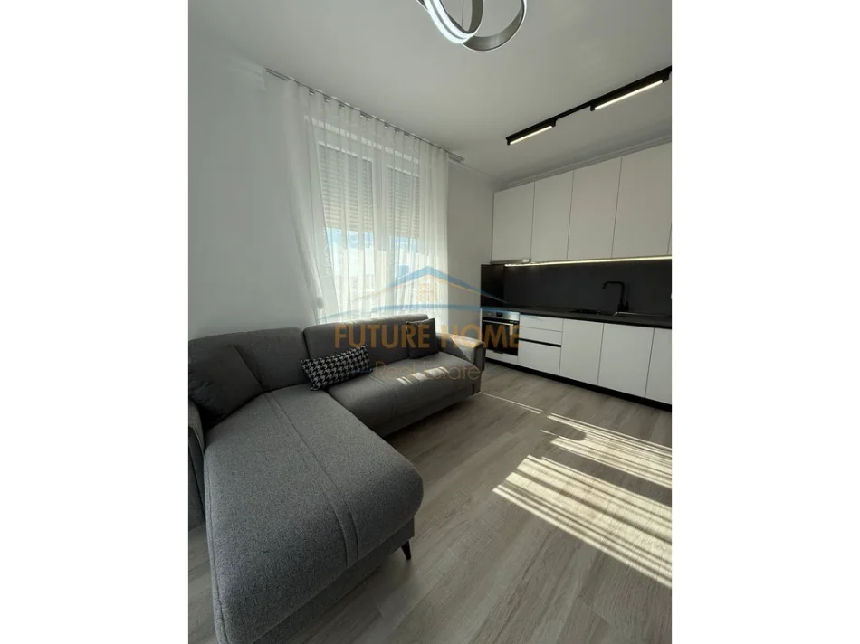 Tirane, jepet me qera apartament 2+1 Kati 6, 72 m² 700 € (Jordan Misja)