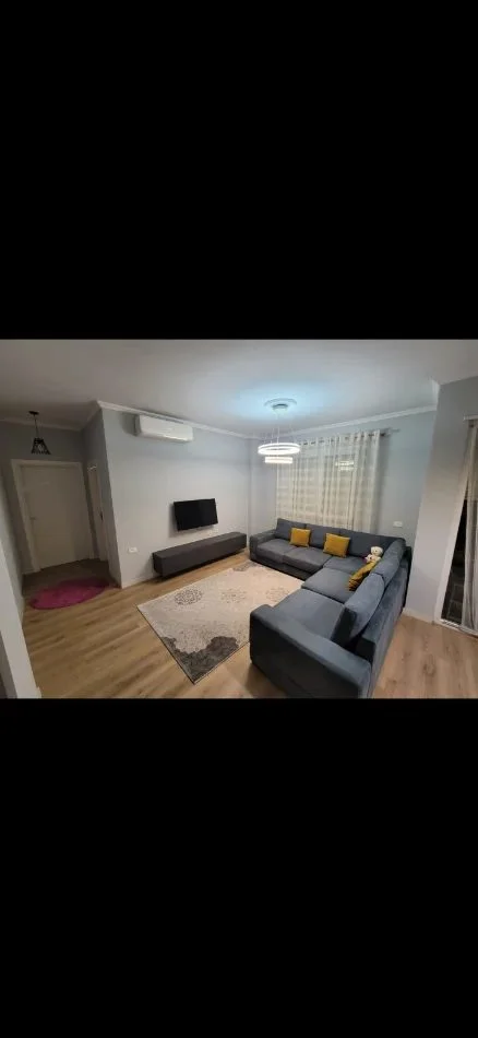 Tirane, jepet me qera apartament 2+1 Kati 6, 86 m² 600 € (5 Maji pas concord center)