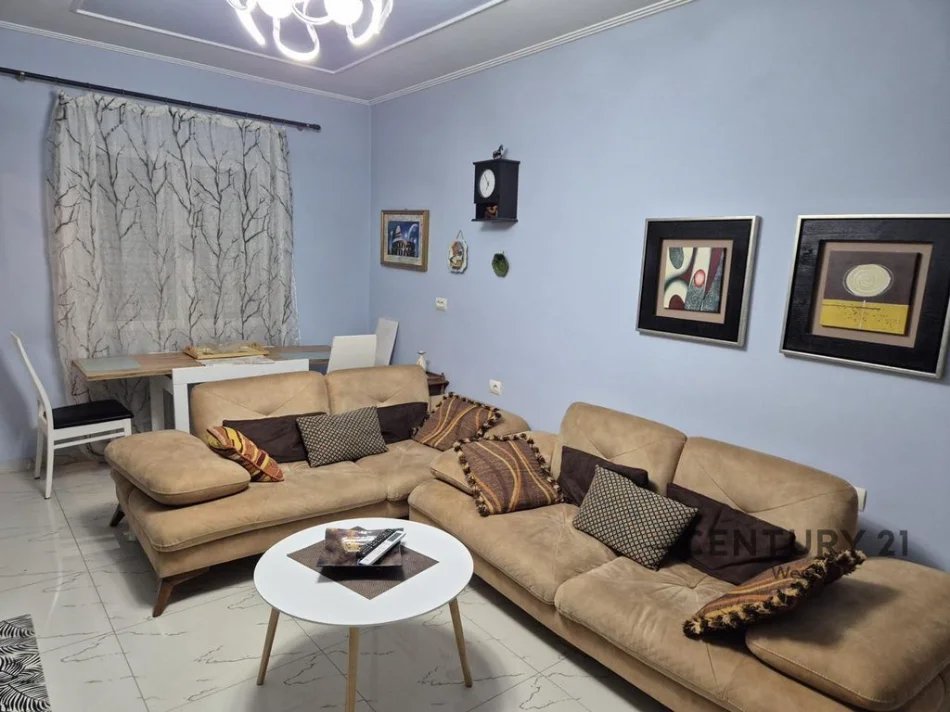 Tirane, jepet me qera apartament 2+1 Kati 6, 90 m² 65.000 € (Todi Shkurti)