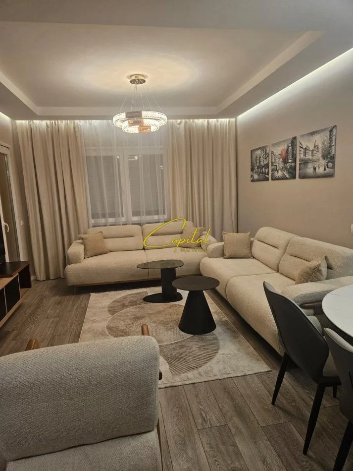 Tirane, jepet me qera apartament 2+1 Kati 6, 91 m² 700 € (RRUGA DRITAN HOXHA)