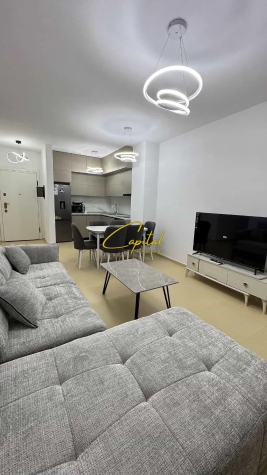 Tirane, jepet me qera apartament 2+1 Kati 7, 101 m² 700 € (21 DHJETORI)
