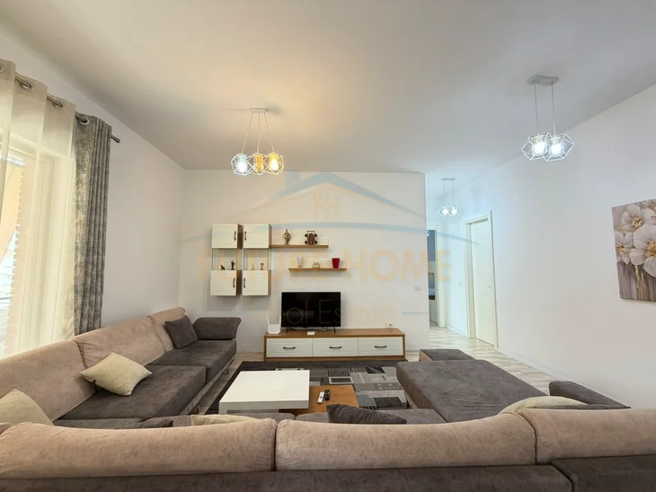 Tirane, jepet me qera apartament 2+1 Kati 7, 110 m² 1.200 € (KOMPLEKSI DELIJORGJI)