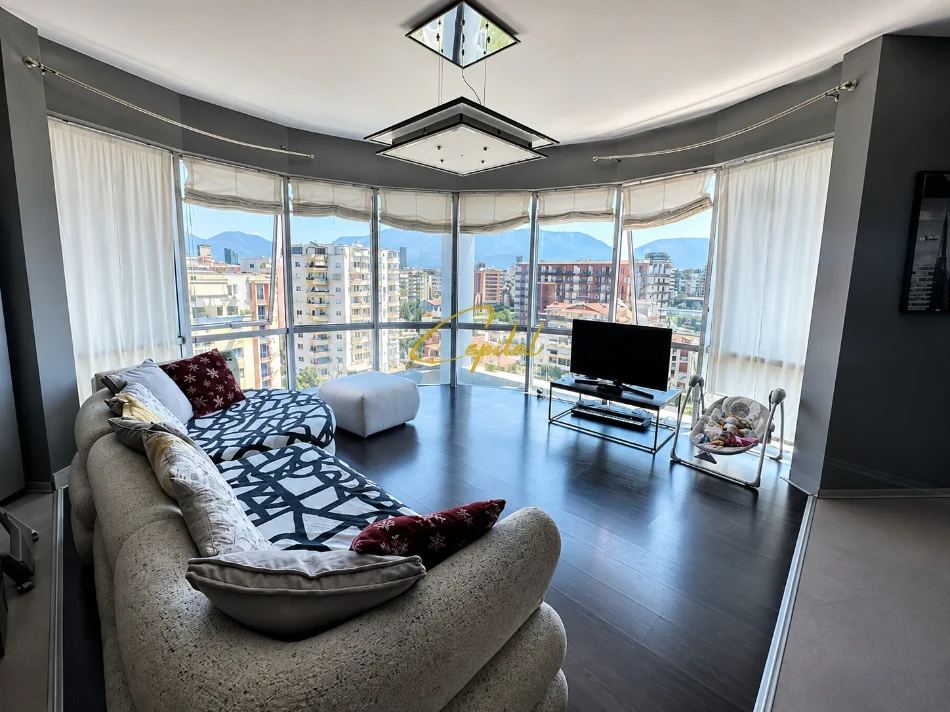 Tirane, jepet me qera apartament 2+1 Kati 7, 133 m² 870 € (KOMUNA E PARISIT)