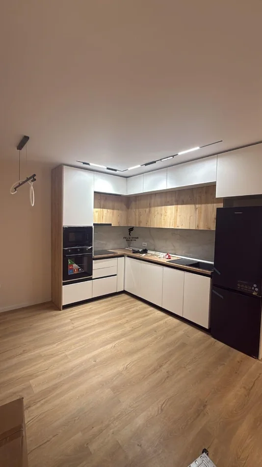 Tirane, jepet me qera apartament 2+1 Kati 7, 85 m² 700 € (RRUGA DRITAN HOXHA)