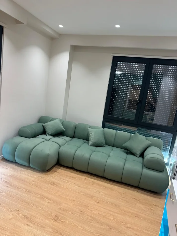 Tirane, jepet me qera apartament 2+1 Kati 7, 90 m² 800 € (Don Bosko)