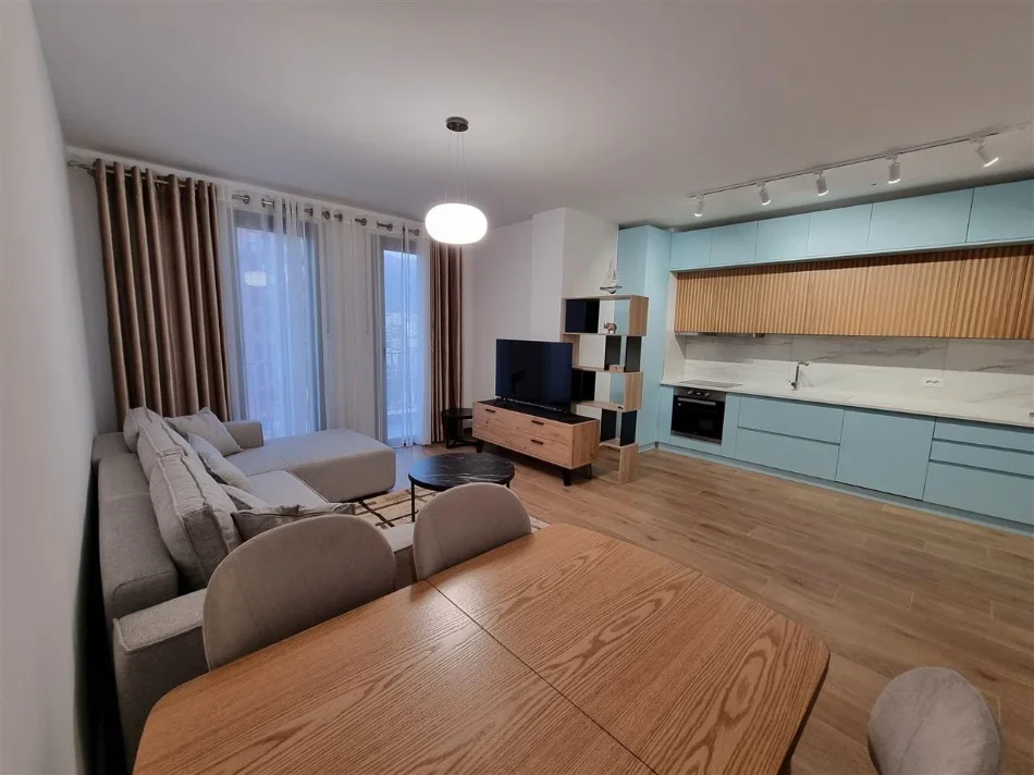 Tirane, jepet me qera apartament 2+1 Kati 8, 100 m² 800 € (KONGRESI I MANASTIRIT)