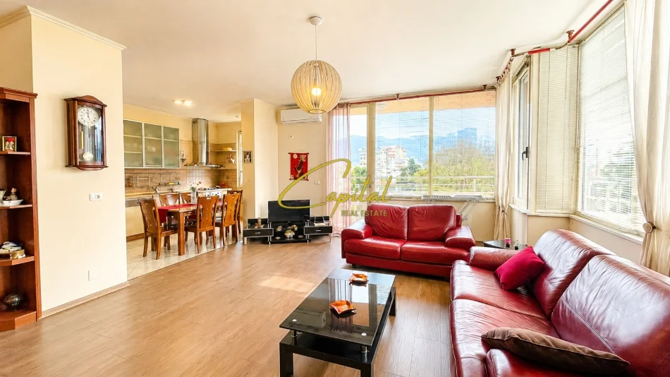 Tirane, jepet me qera apartament 2+1 Kati 8, 130 m² 800 € (MYSLYM SHYRI)