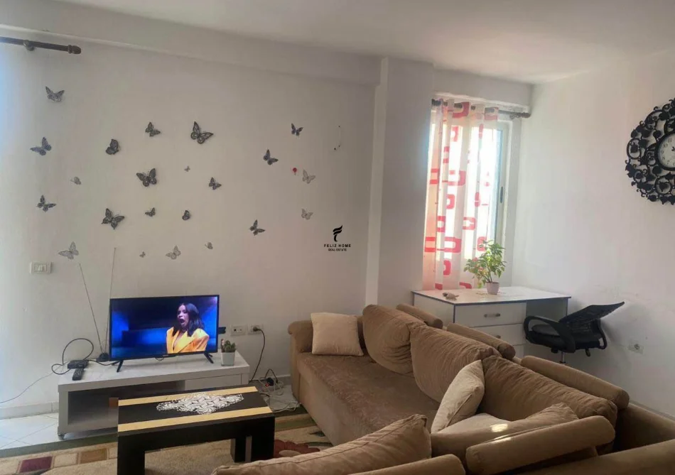 Tirane, jepet me qera apartament 2+1 Kati 8, 90 m² 450 € (YZBERISHT)