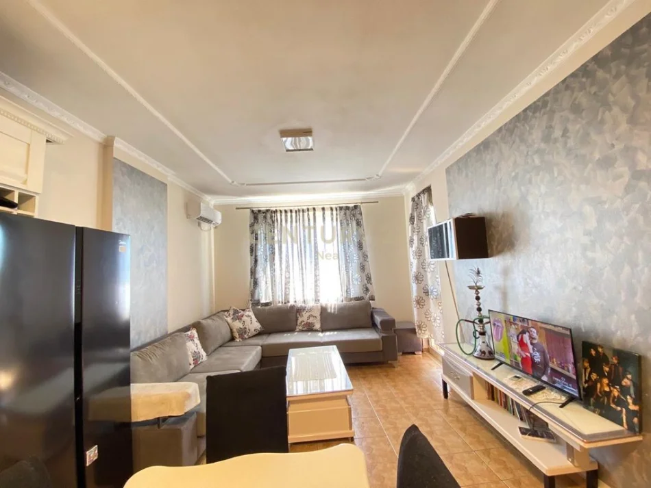 Tirane, jepet me qera apartament 2+1 Kati 8, 95 m² 500 € (Astir Nea146891)