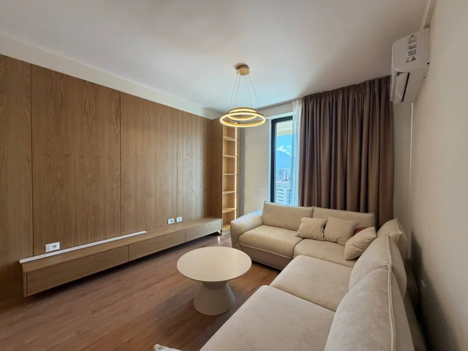 Tirane, jepet me qera apartament 2+1 Kati 9, 116 m² 1.250 € (Mine Peza)