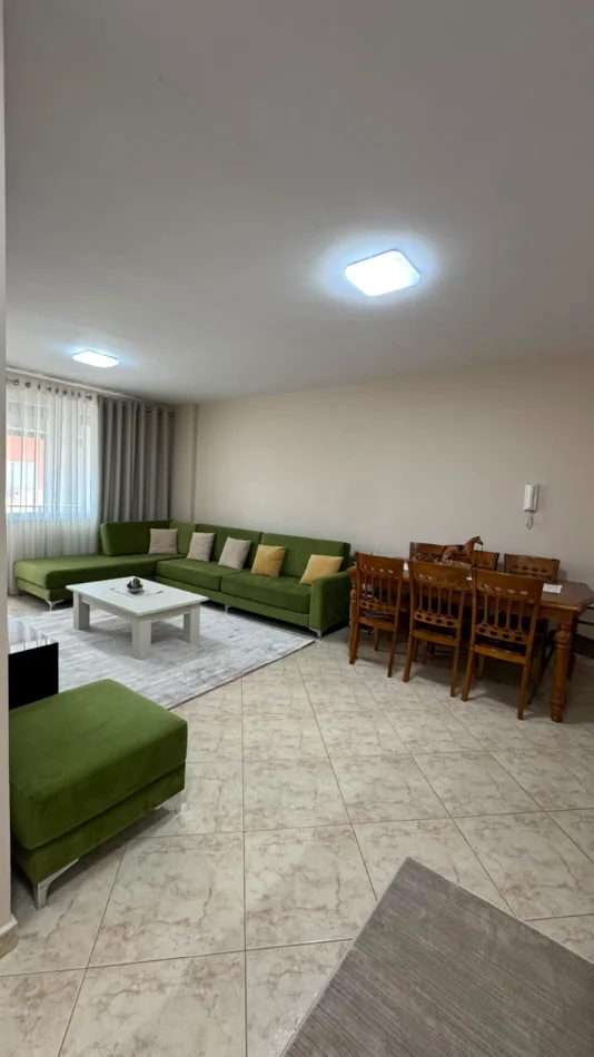 Tirane, jepet me qera apartament 2+1 Kati 9, 95 m² 850 € (21 DHJETORI)