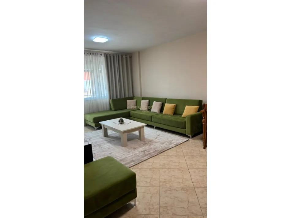 Tirane, jepet me qera apartament 2+1 Kati 9, 95 m² 850 € (21 dhjetori)