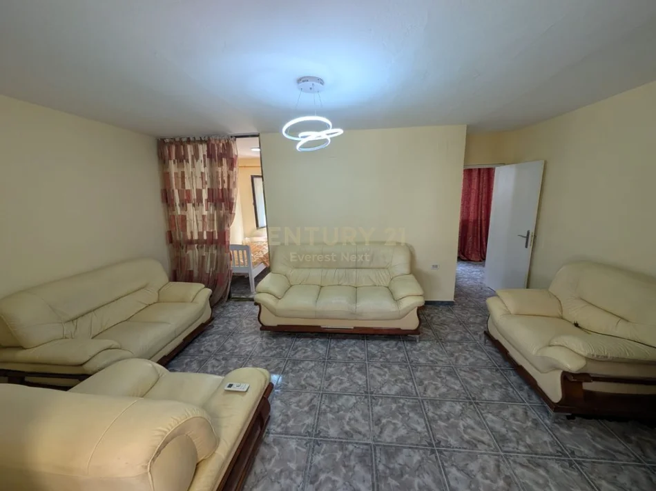 Tirane, jepet me qera apartament 2+1 në Myslym Shyr Kati 5, 75 m² 650 €