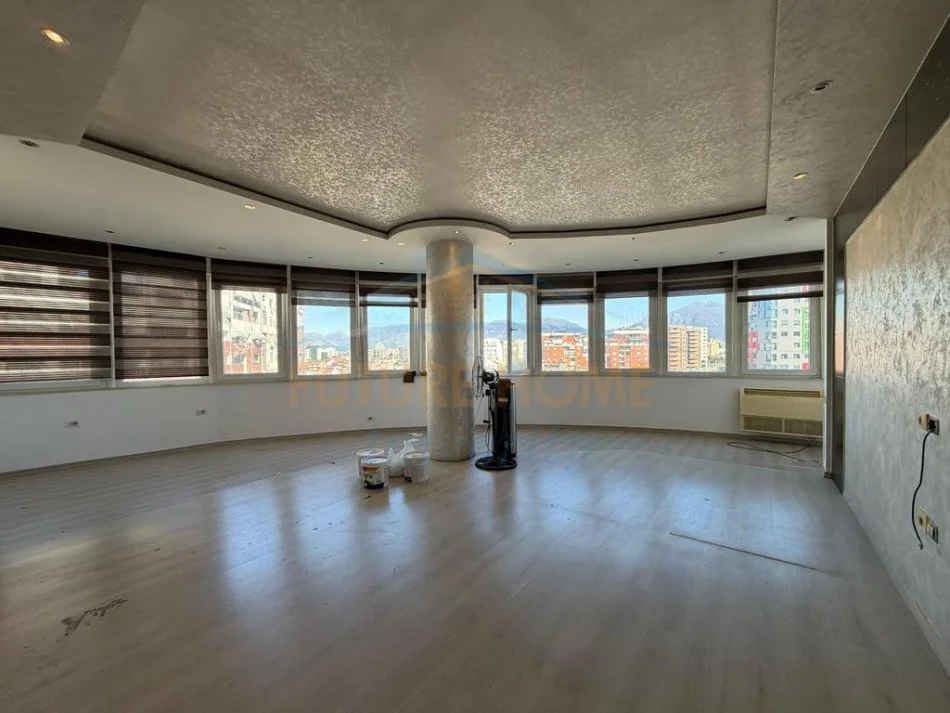 Tirane, jepet me qera apartament 3+1+2,  Kati 3, 142 m² 650 € (Unaza e Re)