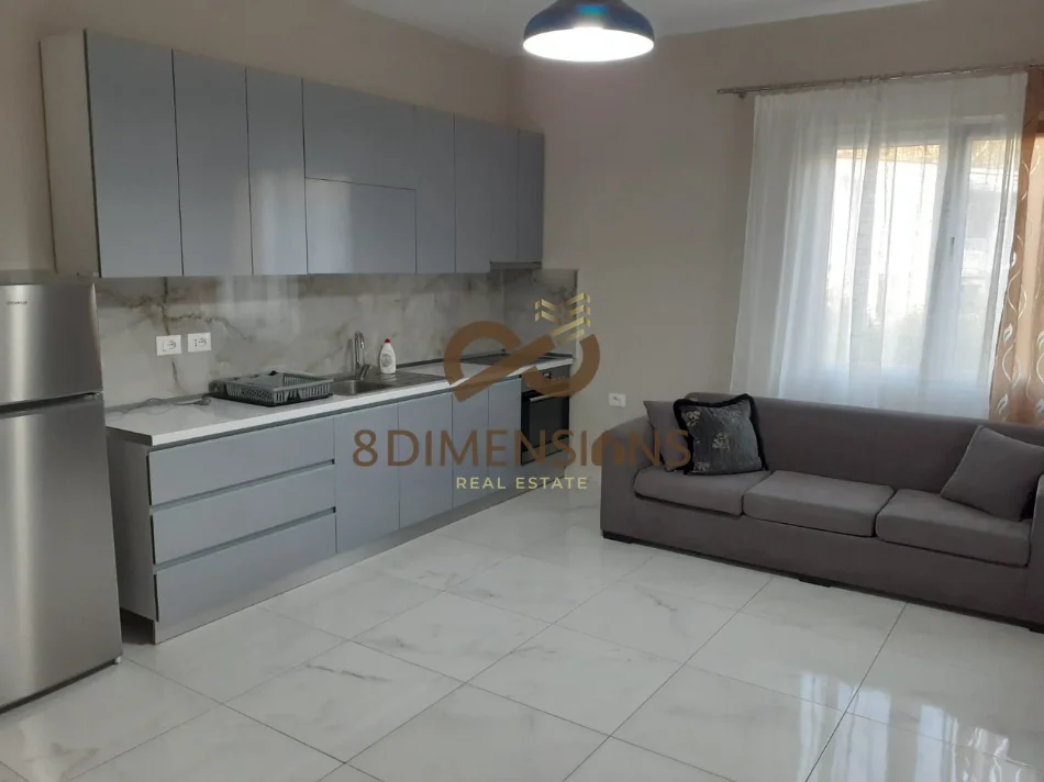 Tirane, jepet me qera apartament 3+1+Ballkon Kati 3, 115 m² 550 € (rruga e elbasanit)