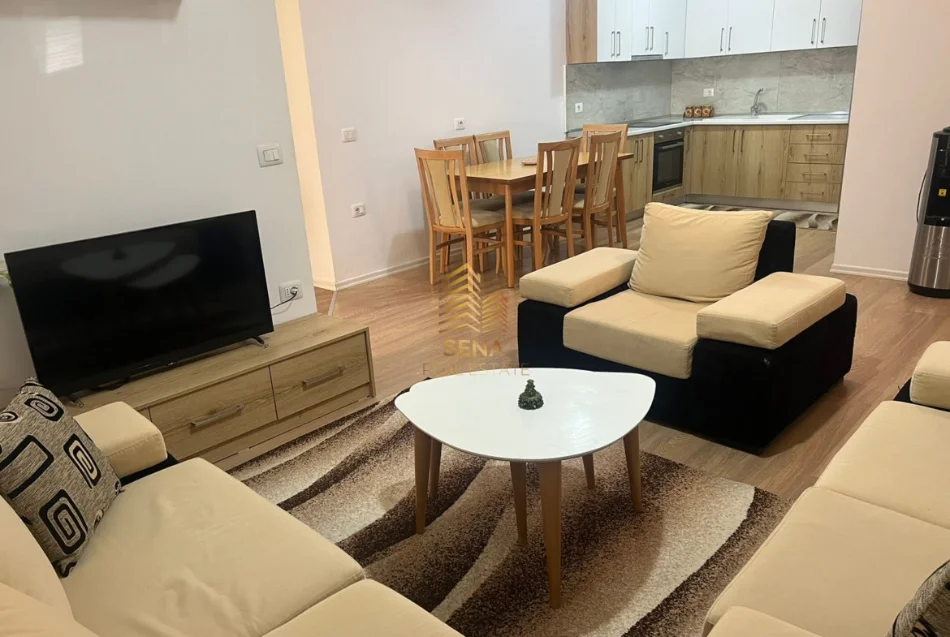 Tirane, jepet me qera apartament 3+1 Kati 1, 120 m² 600 € (Kodra e Diellit)