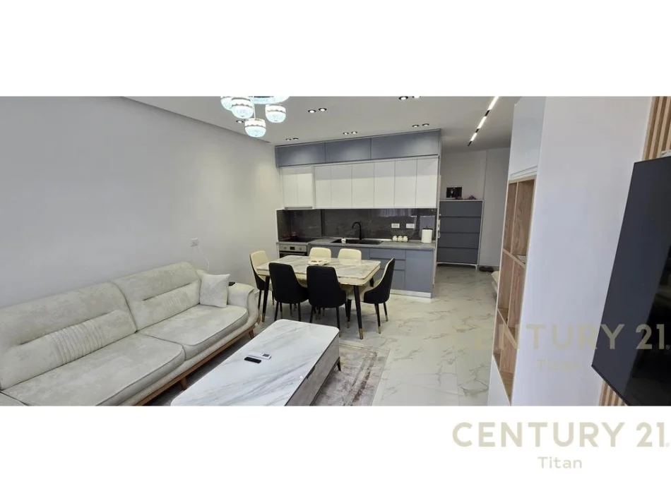 Tirane, jepet me qera apartament 3+1 Kati 2, 100 m² 850 € (Don Bosko Titan146646)