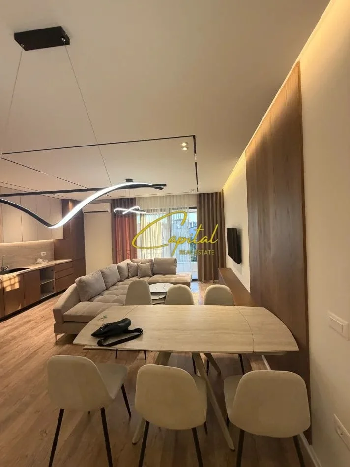 Tirane, jepet me qera apartament 3+1 Kati 3, 127 m² 1.100 € (RRUGA JORDAN MISJA)