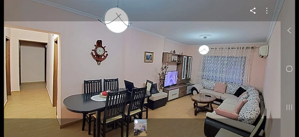 Tirane, jepet me qera apartament 4+1 Kati 3, 1.200 € (mine peza)