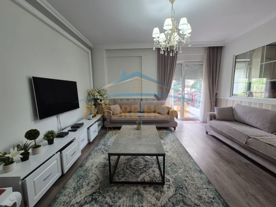 Tirane, jepet me qera apartament Kati 4, 112 m² 1.050 €