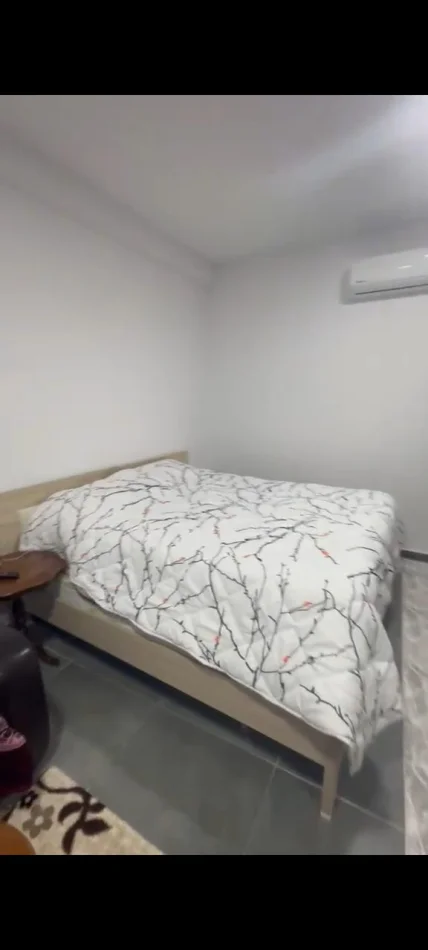 Tirane, jepet me qera apartament Studio Kati 1, 40 m² 300 € (Kodra e Diellit)