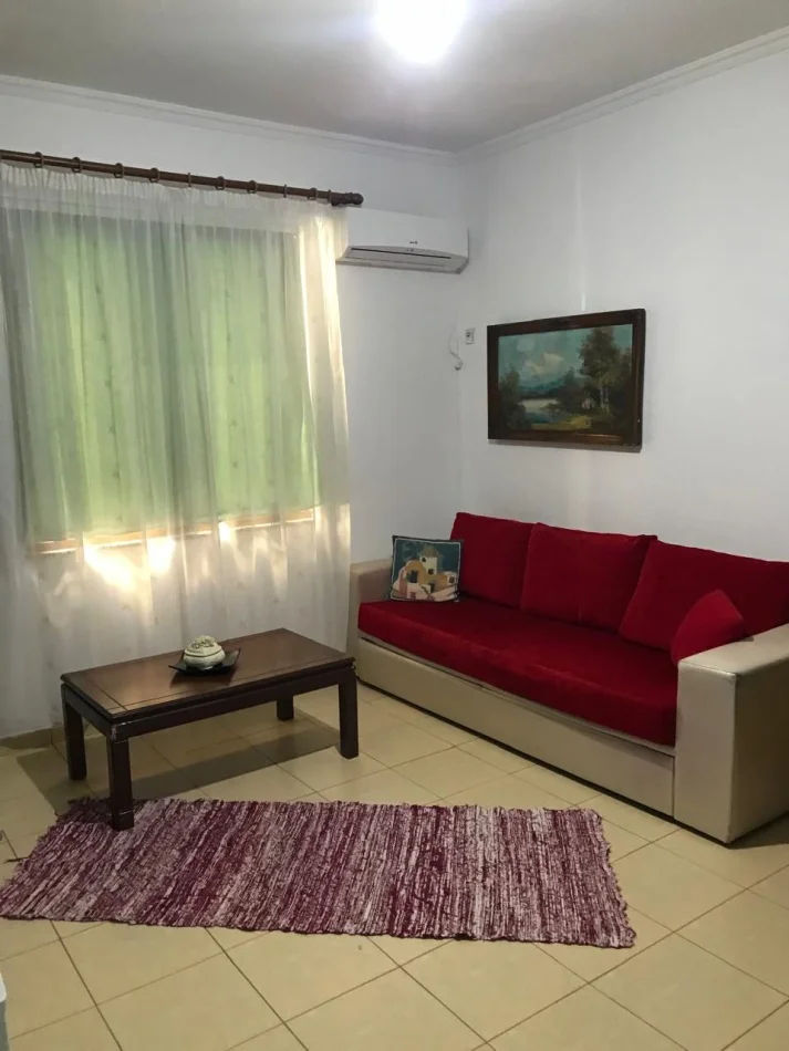 Tirane, jepet me qera apartament Studio Kati 2, 30 m² 250 € (Fresku)