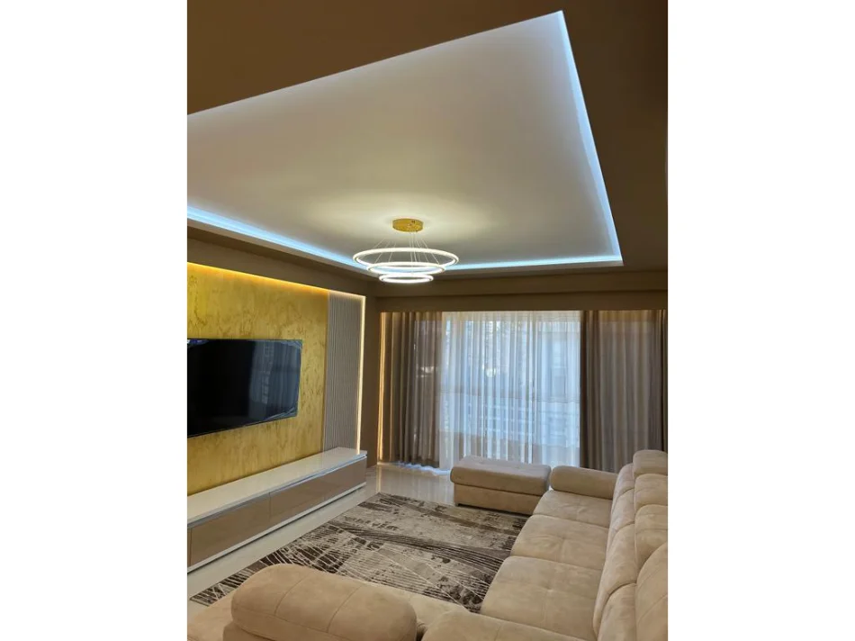 Tirane, jepet me qera apartament duplex Dublex Kati 1, 142 m² 1.500 € (Kodra e Diellit 1)